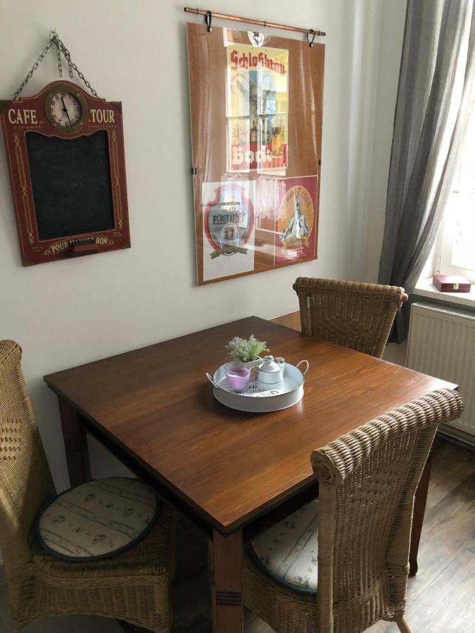 Alte Schule Cafe Und Pension Drehna المظهر الخارجي الصورة